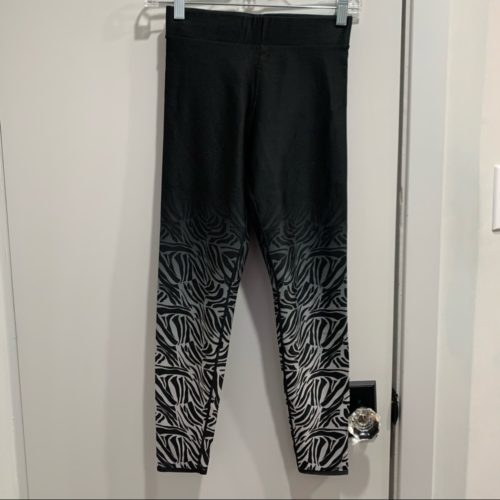 Cor designed by Ultracor - size M - NWOT